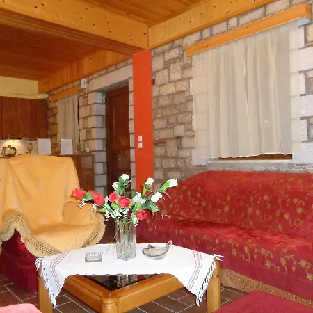 Menina Farm - Traditional Stones Country Houses To Rent * Kato Karvelion
