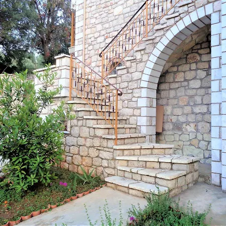 Menina Farm - Traditional Stones Country Houses To Rent