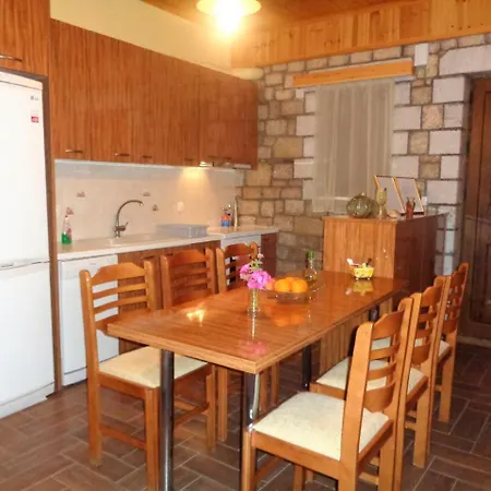 Menina Farm - Traditional Stones Country Houses To Rent Διαμέρισμα *